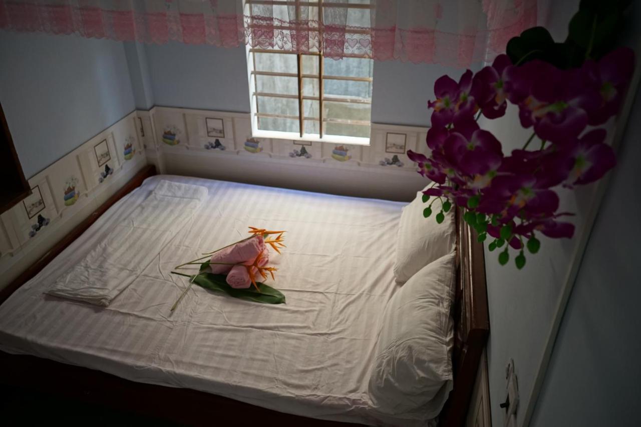 VyVy Homestay Hoi An Luaran gambar